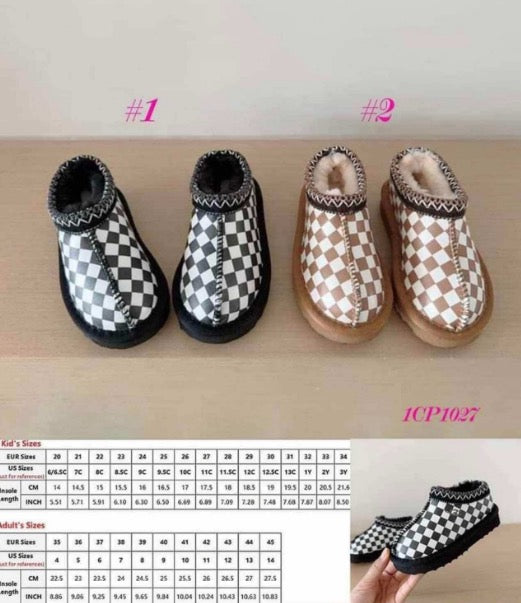 Checkered ugg houseshoes